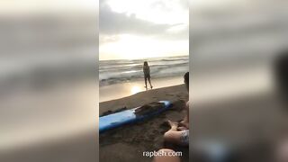 Krystal Kate Mana Twerking Sa Beach