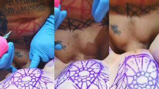 hindi nakapagpigil na torjackin ni tattoo artist ang kliyenteng nagpagawa ng tattoo sa puki